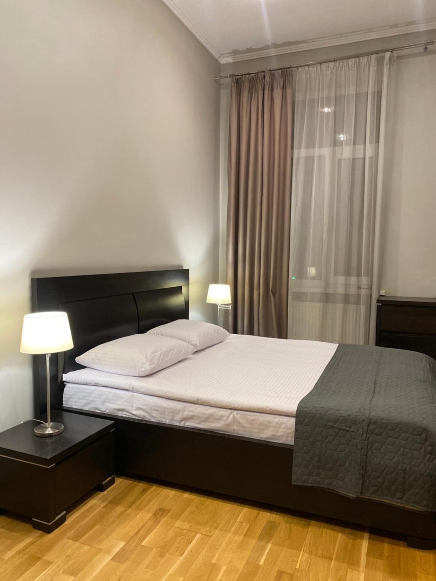 Soprano Apartment Lviv Extérieur photo