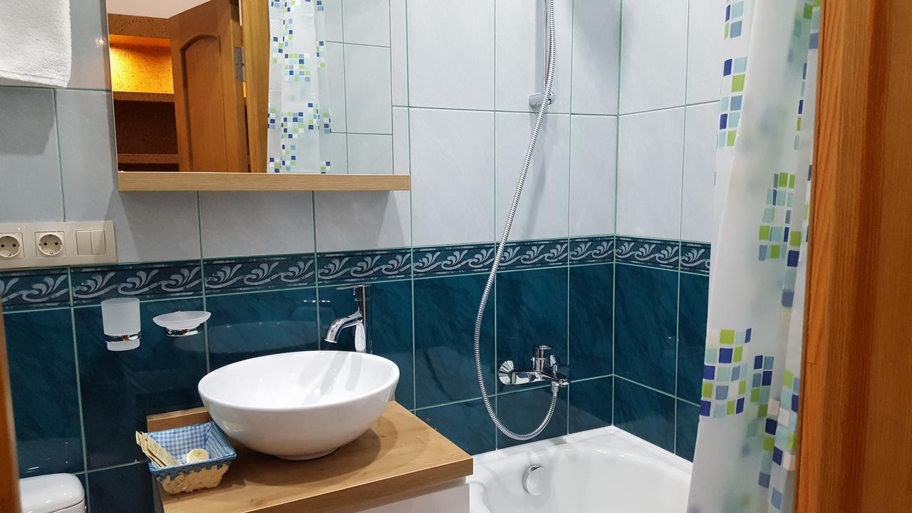 Soprano Apartment Lviv Extérieur photo