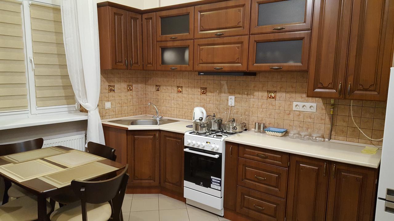 Soprano Apartment Lviv Extérieur photo